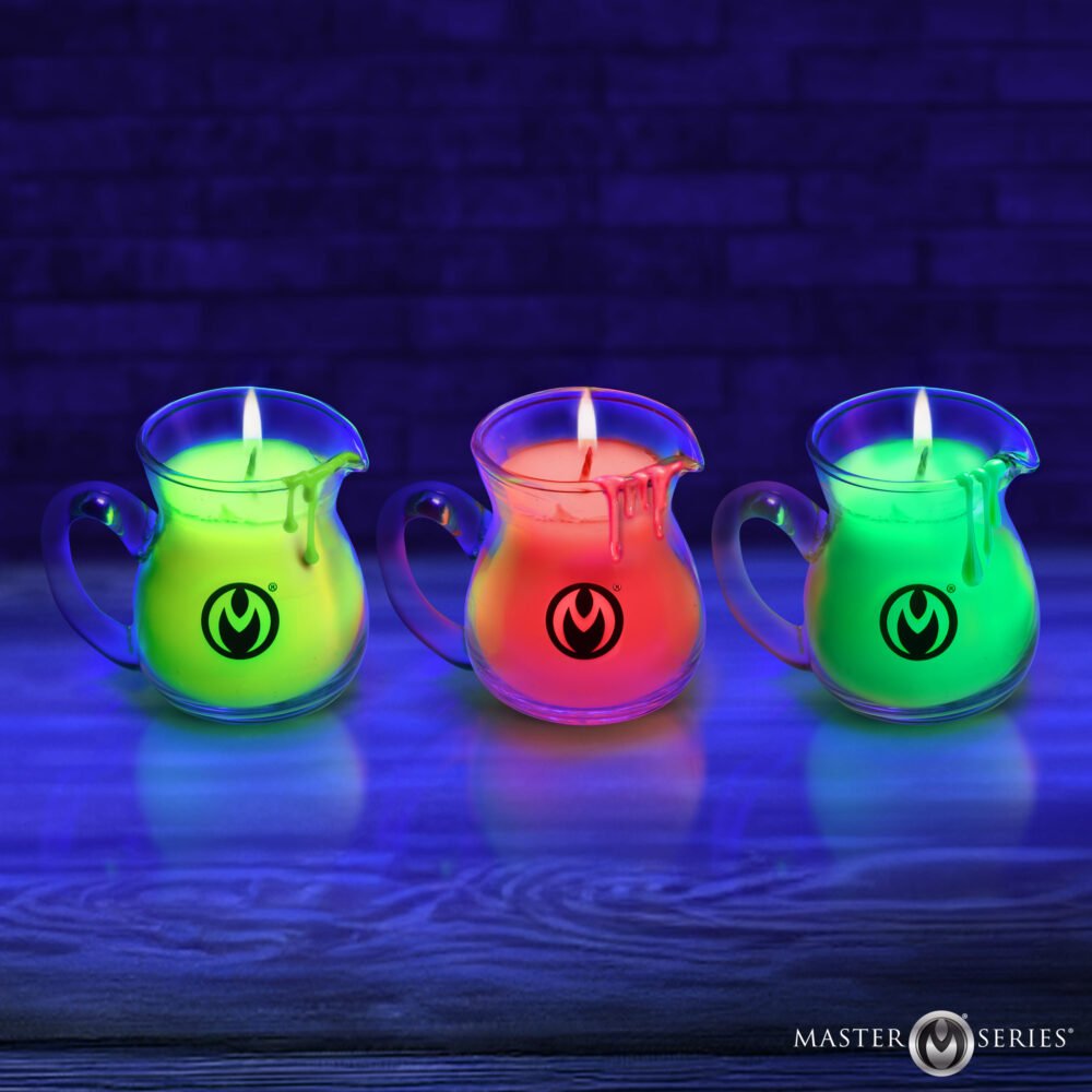 Blacklight Wax Play Pitchers